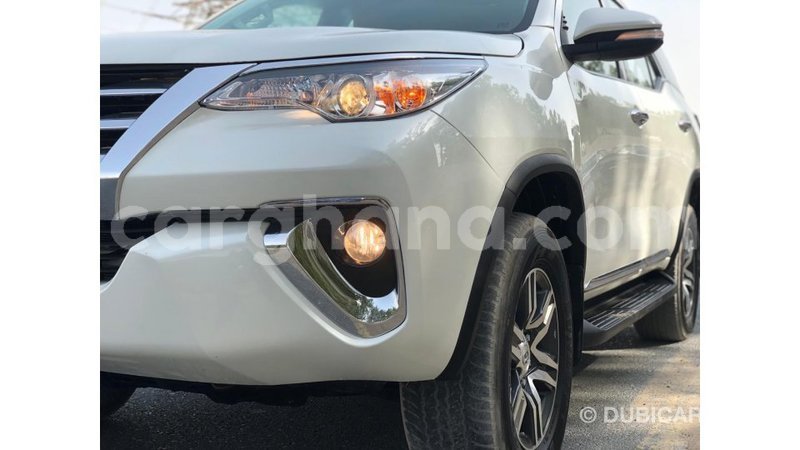 Big with watermark toyota fortuner ashanti import dubai 11406