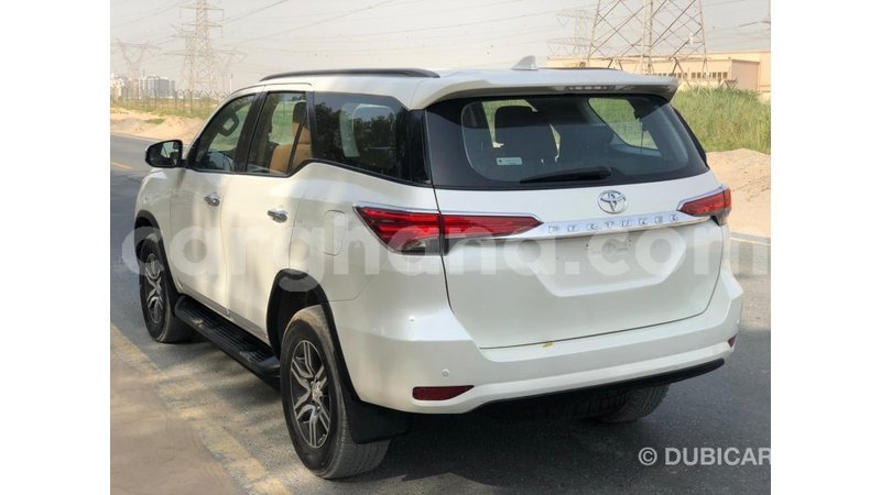 Big with watermark toyota fortuner ashanti import dubai 11406