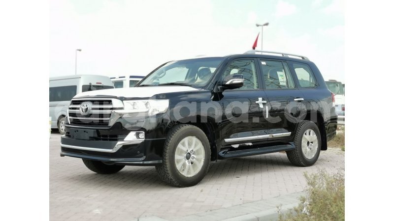 Big with watermark toyota land cruiser ashanti import dubai 11409