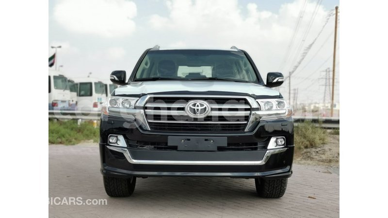 Big with watermark toyota land cruiser ashanti import dubai 11409