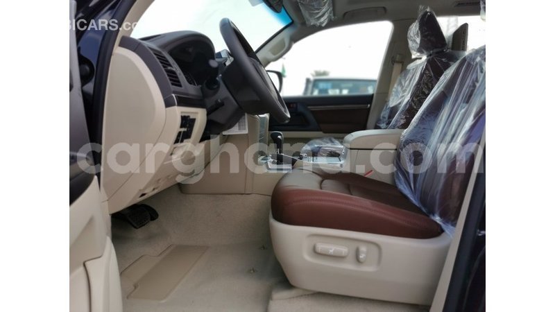 Big with watermark toyota land cruiser ashanti import dubai 11409