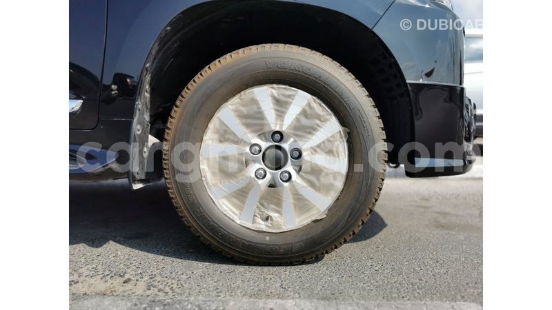 Big with watermark toyota land cruiser ashanti import dubai 11409