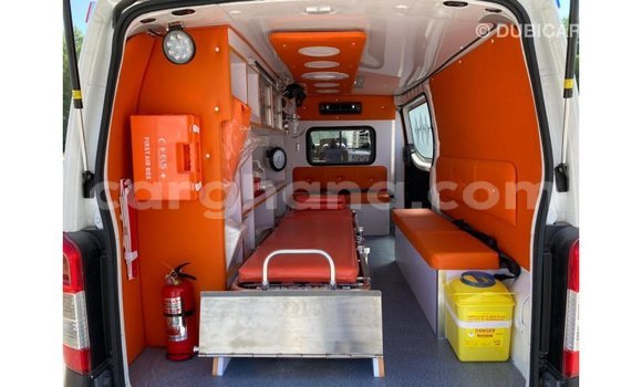 Ra Imported Nissan Urvan funfun Ọkọ̀ in Import - Dubai ni Ashanti Ra Imported Nissan Urvan funfun Ọkọ̀ in Import - Dubai ni Ashanti