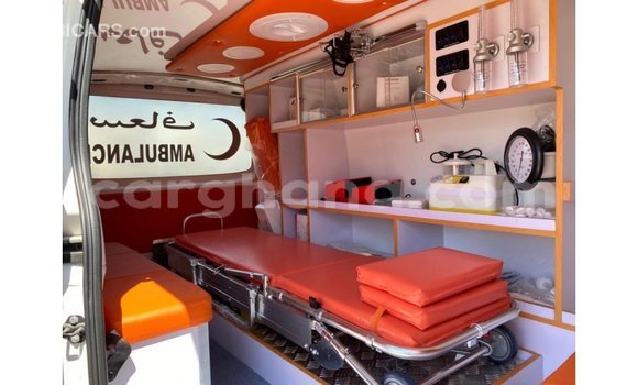 Ra Imported Nissan Urvan funfun Ọkọ̀ in Import - Dubai ni Ashanti Ra Imported Nissan Urvan funfun Ọkọ̀ in Import - Dubai ni Ashanti