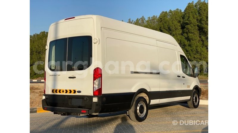 Big with watermark ford club wagon ashanti import dubai 11417