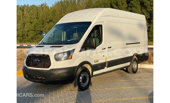 Sayi Imported Ford Club Wagon White Mota in Import - Dubai a Ashanti Sayi Imported Ford Club Wagon White Mota in Import - Dubai a Ashanti