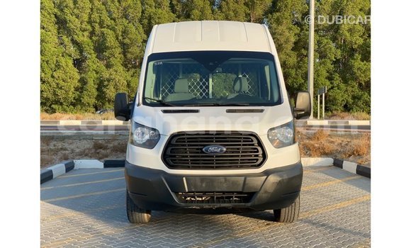 Sayi Imported Ford Club Wagon White Mota in Import - Dubai a Ashanti Sayi Imported Ford Club Wagon White Mota in Import - Dubai a Ashanti