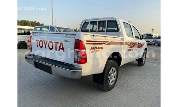 Ra Imported Toyota Hilux funfun Ọkọ̀ in Import - Dubai ni Ashanti Ra Imported Toyota Hilux funfun Ọkọ̀ in Import - Dubai ni Ashanti
