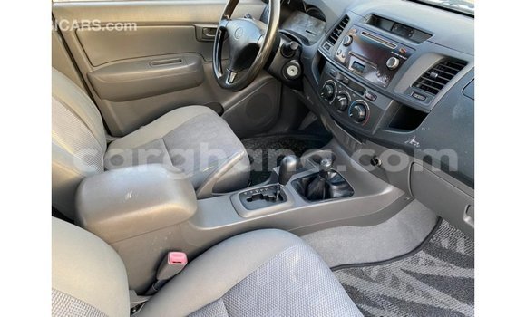 Ra Imported Toyota Hilux funfun Ọkọ̀ in Import - Dubai ni Ashanti Ra Imported Toyota Hilux funfun Ọkọ̀ in Import - Dubai ni Ashanti