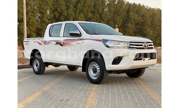 Ra Imported Toyota Hilux funfun Ọkọ̀ in Import - Dubai ni Ashanti Ra Imported Toyota Hilux funfun Ọkọ̀ in Import - Dubai ni Ashanti