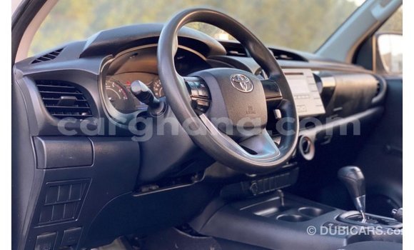 Ra Imported Toyota Hilux funfun Ọkọ̀ in Import - Dubai ni Ashanti Ra Imported Toyota Hilux funfun Ọkọ̀ in Import - Dubai ni Ashanti