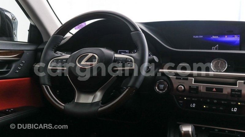 Big with watermark lexus es ashanti import dubai 11425