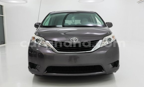 Ra Imported Toyota Sienna Miiran Ọkọ̀ in Import - Dubai ni Ashanti Ra Imported Toyota Sienna Miiran Ọkọ̀ in Import - Dubai ni Ashanti