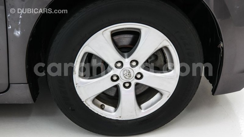 Big with watermark toyota sienna ashanti import dubai 11433