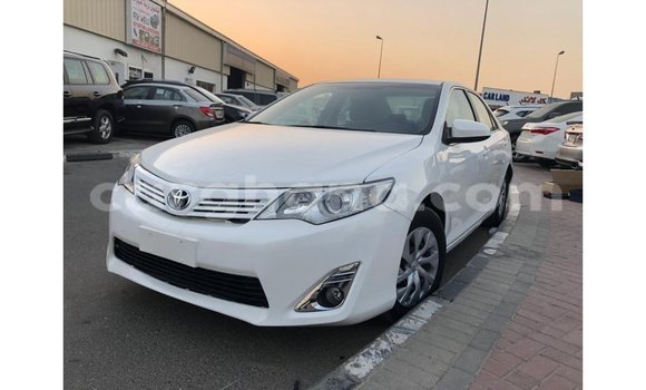 Buy Import Toyota Camry White Car in Import - Dubai in Ashanti Buy Import Toyota Camry White Car in Import - Dubai in Ashanti