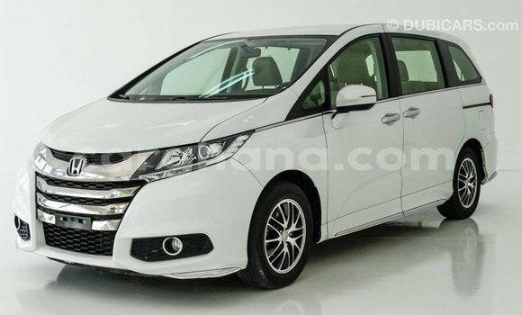 Ra Imported Honda C funfun Mọto in Import - Dubai ni Ashanti Ra Imported Honda C funfun Mọto in Import - Dubai ni Ashanti