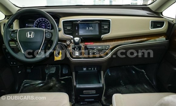 Ra Imported Honda C funfun Mọto in Import - Dubai ni Ashanti Ra Imported Honda C funfun Mọto in Import - Dubai ni Ashanti