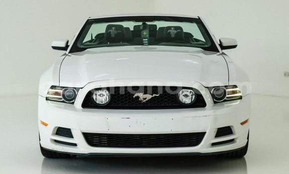 Buy Import Ford Mustang White Car in Import - Dubai in Ashanti Buy Import Ford Mustang White Car in Import - Dubai in Ashanti