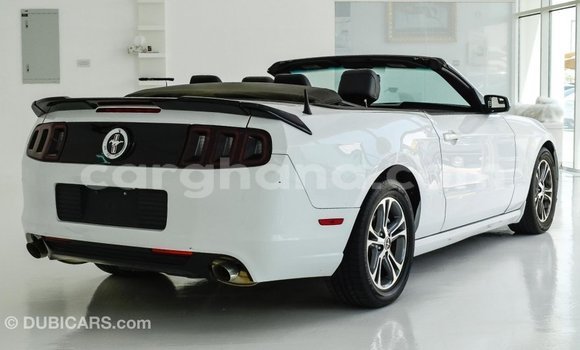 Buy Import Ford Mustang White Car in Import - Dubai in Ashanti Buy Import Ford Mustang White Car in Import - Dubai in Ashanti