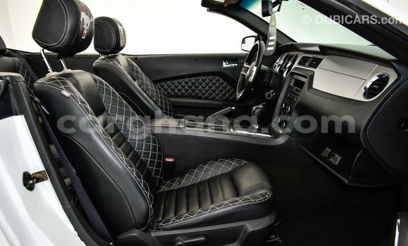 Buy Import Ford Mustang White Car in Import - Dubai in Ashanti Buy Import Ford Mustang White Car in Import - Dubai in Ashanti
