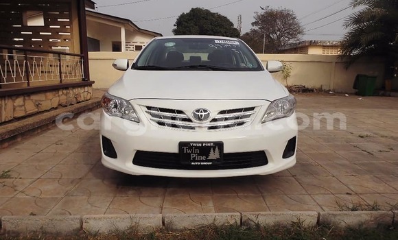 Sayi Na hannu Toyota Corolla White Mota in Accra a Greater Accra Sayi Na hannu Toyota Corolla White Mota in Accra a Greater Accra