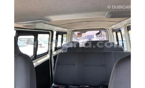 Ra Imported Toyota Hiace funfun Ọkọ̀ in Import - Dubai ni Ashanti Ra Imported Toyota Hiace funfun Ọkọ̀ in Import - Dubai ni Ashanti