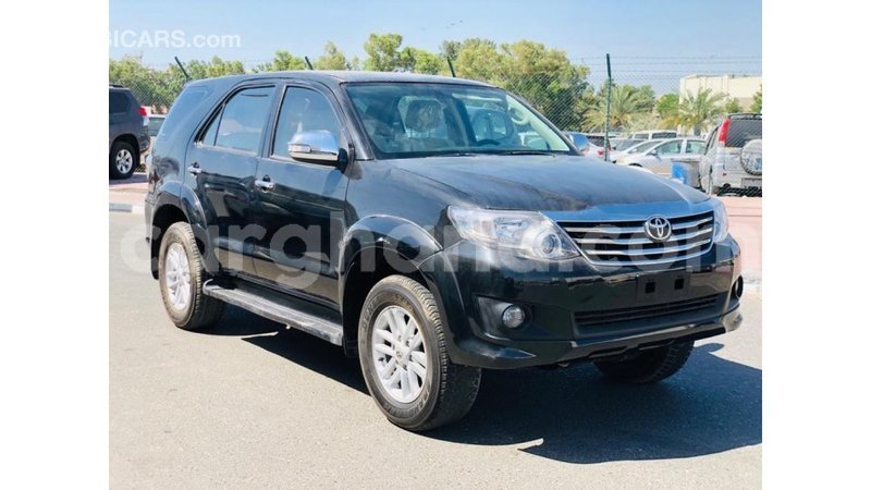 Big with watermark toyota fortuner ashanti import dubai 11462