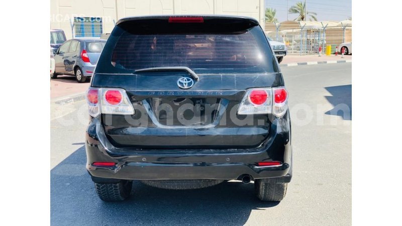 Big with watermark toyota fortuner ashanti import dubai 11462