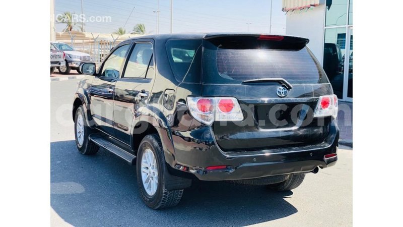 Big with watermark toyota fortuner ashanti import dubai 11462