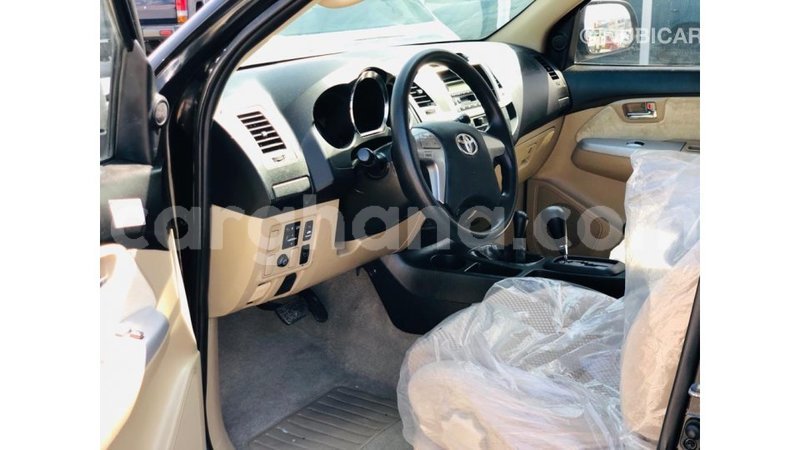 Big with watermark toyota fortuner ashanti import dubai 11462