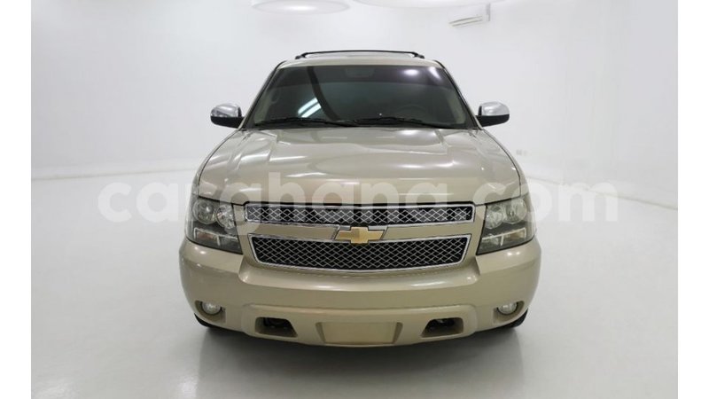 Big with watermark chevrolet tahoe ashanti import dubai 11463