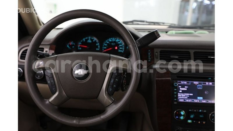 Big with watermark chevrolet tahoe ashanti import dubai 11463