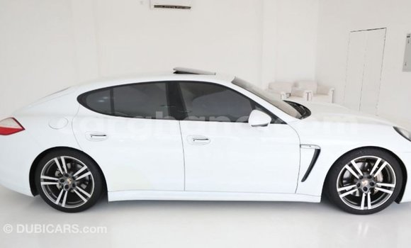 Buy Import Porsche Panamera White Car in Import - Dubai in Ashanti Buy Import Porsche Panamera White Car in Import - Dubai in Ashanti