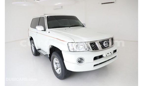 Ra Imported Nissan Patrol funfun Ọkọ̀ in Import - Dubai ni Ashanti Ra Imported Nissan Patrol funfun Ọkọ̀ in Import - Dubai ni Ashanti