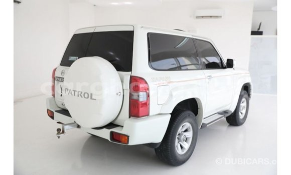 Ra Imported Nissan Patrol funfun Ọkọ̀ in Import - Dubai ni Ashanti Ra Imported Nissan Patrol funfun Ọkọ̀ in Import - Dubai ni Ashanti