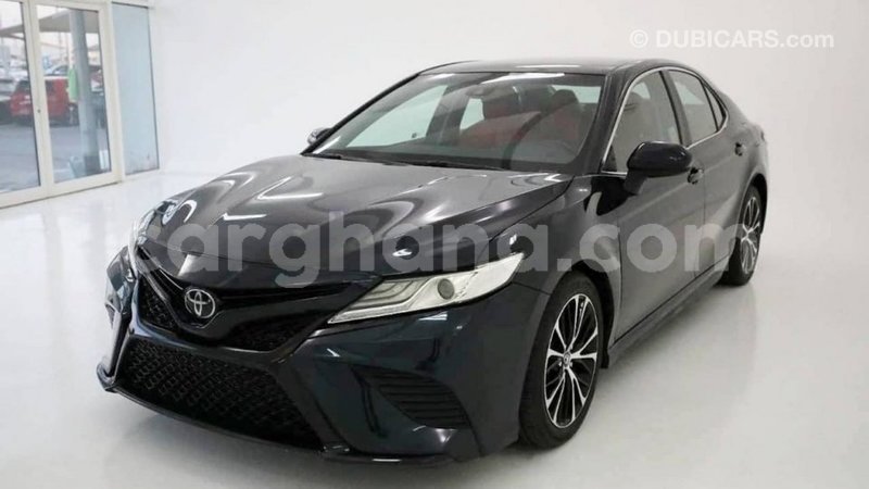 Big with watermark toyota camry ashanti import dubai 11472