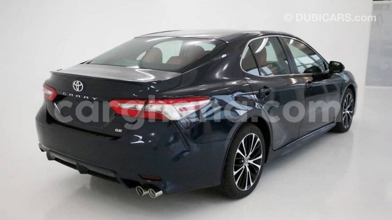 Big with watermark toyota camry ashanti import dubai 11472