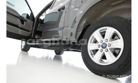 Buy Import Ford Club Wagon Other Car in Import - Dubai in Ashanti Buy Import Ford Club Wagon Other Car in Import - Dubai in Ashanti