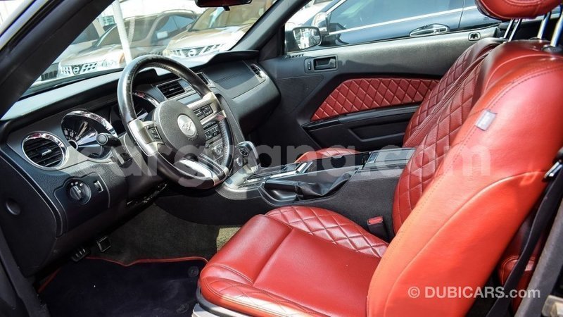 Big with watermark ford mustang ashanti import dubai 11493