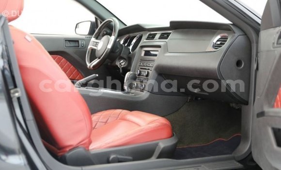 Ra Imported Ford Mustang Black Ọkọ̀ in Import - Dubai ni Ashanti Ra Imported Ford Mustang Black Ọkọ̀ in Import - Dubai ni Ashanti