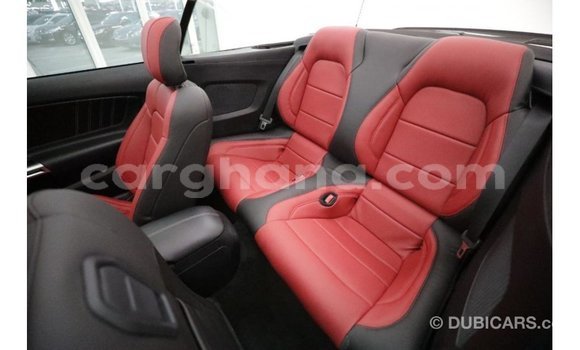 Sayi Imported Ford Mustang White Mota in Import - Dubai a Ashanti Sayi Imported Ford Mustang White Mota in Import - Dubai a Ashanti