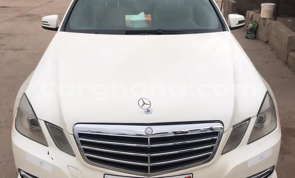 Buy Used Mercedes Viano White Car in Accra in Greater Accra
