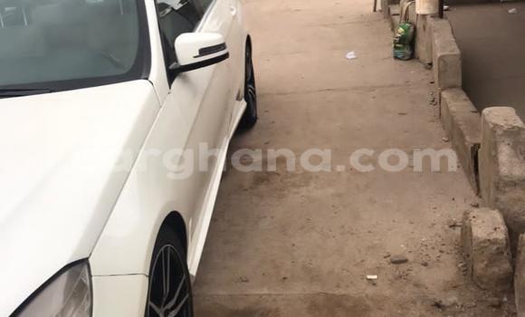 Buy Used Mercedes Viano White Car in Accra in Greater Accra Buy Used Mercedes Viano White Car in Accra in Greater Accra