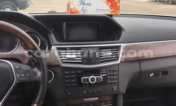 Buy Used Mercedes Viano White Car in Accra in Greater Accra Buy Used Mercedes Viano White Car in Accra in Greater Accra