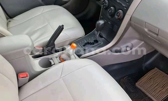 Sayi Na hannu Toyota Corolla Azurfa Mota in Bole a Arewa Sayi Na hannu Toyota Corolla Azurfa Mota in Bole a Arewa