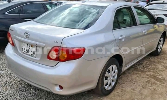Sayi Na hannu Toyota Corolla Azurfa Mota in Bole a Arewa Sayi Na hannu Toyota Corolla Azurfa Mota in Bole a Arewa