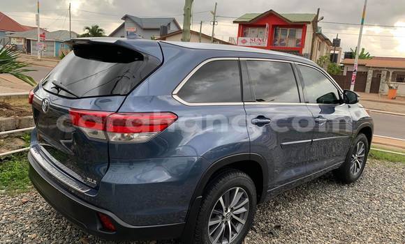 Buy Used Toyota Highlander Blue Car in Accra in Greater Accra Buy Used Toyota Highlander Blue Car in Accra in Greater Accra