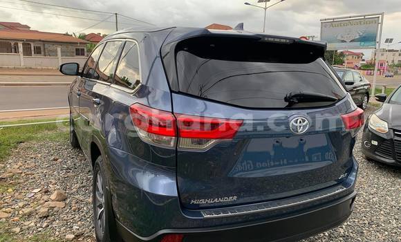 Buy Used Toyota Highlander Blue Car in Accra in Greater Accra Buy Used Toyota Highlander Blue Car in Accra in Greater Accra