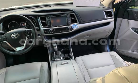 Buy Used Toyota Highlander Blue Car in Accra in Greater Accra Buy Used Toyota Highlander Blue Car in Accra in Greater Accra
