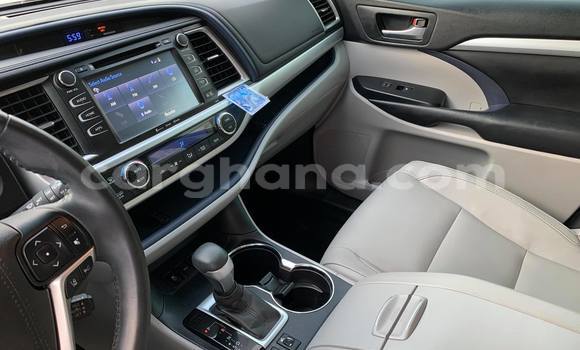 Buy Used Toyota Highlander Blue Car in Accra in Greater Accra Buy Used Toyota Highlander Blue Car in Accra in Greater Accra